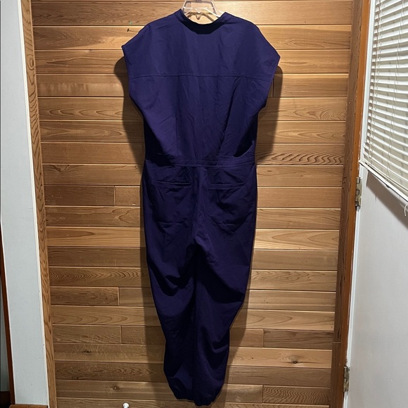 FIGS RAFAELA CARGO SCRUB JUMPSUIT DEEP PURPLE SIZE LARGE - Picture 3 of 7